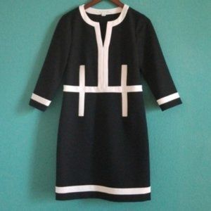 {Diane Von Furstenberg} 3/4 Sleeve Black & White Trim Dress- Size 6